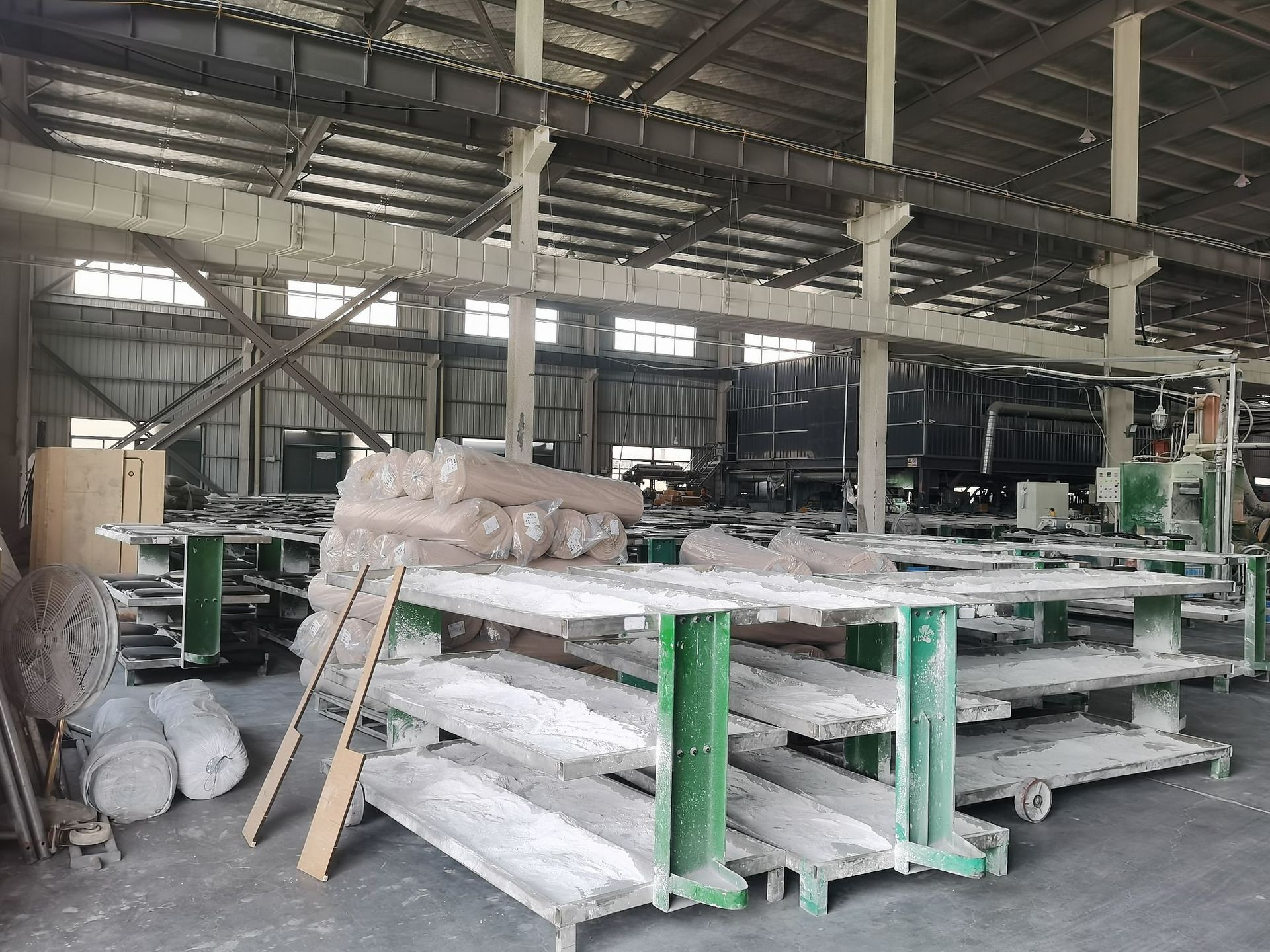 1mm rubber foam roll material source factory direct wholesale mouse pad rubber coil can be customized 1-10mm thick natural rubber foam coil manufacturer | PAIDU